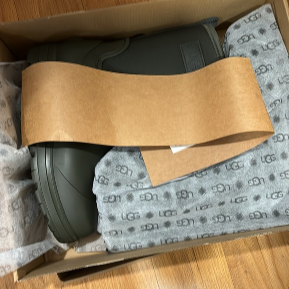 UGG-Droplet Mid-Forest Night - Picture 6 of 10